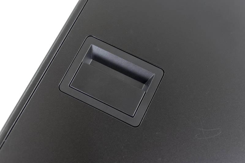 review danh gia may chu dell emc poweredge t140 2