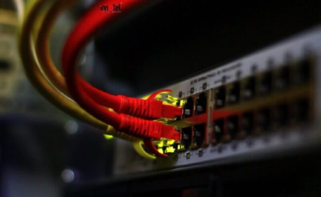 Thiết bị mạng Switch Cisco CBS110-24PP-EU và những đặc trưng nổi bật hs cao